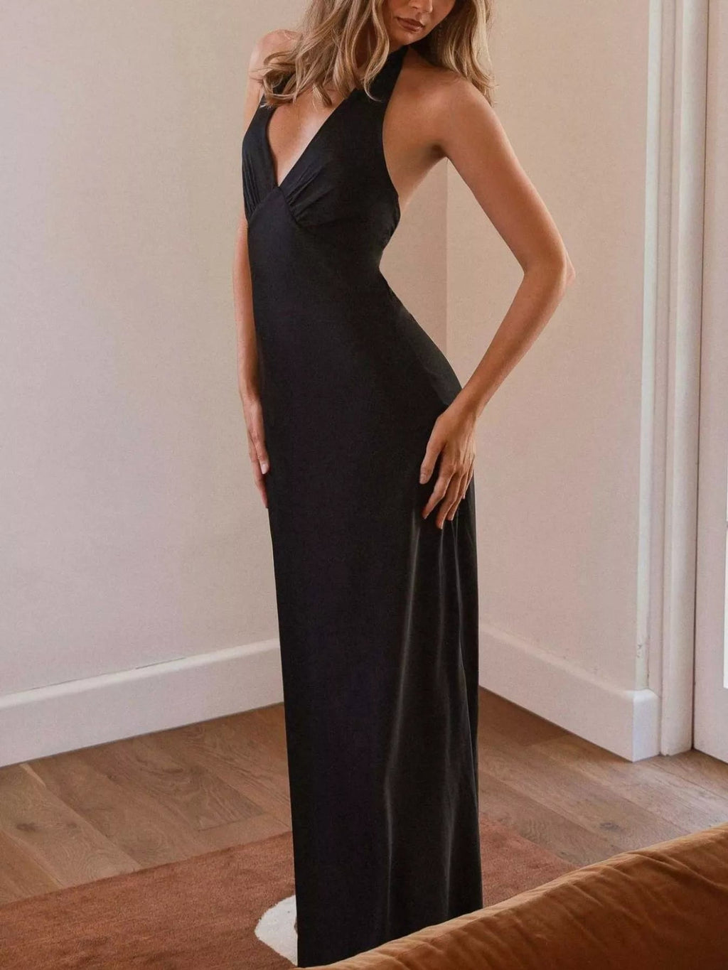 Backless Halter Neck Maxi Dress