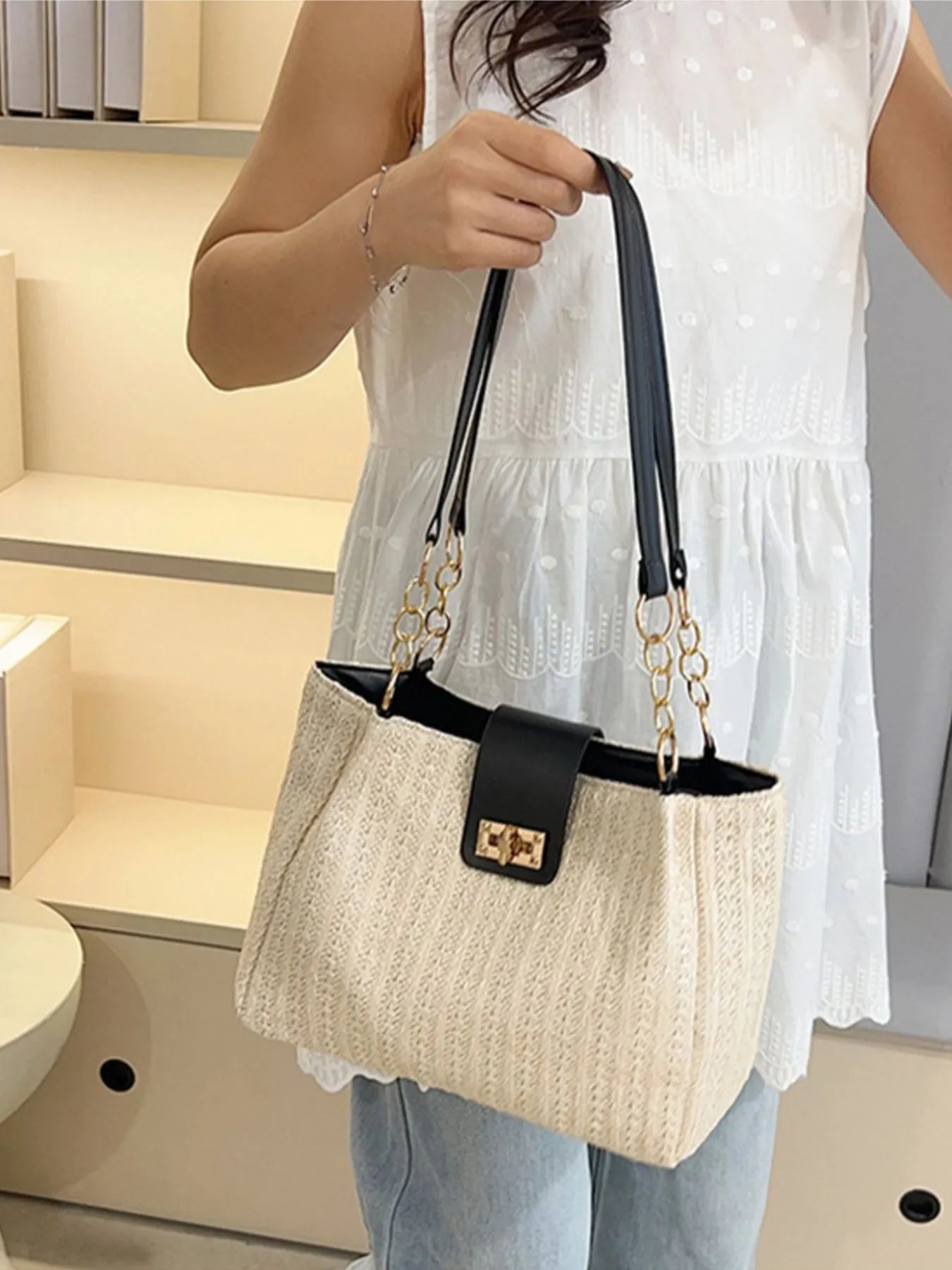 Woven Straw Medium Shoulder Bag