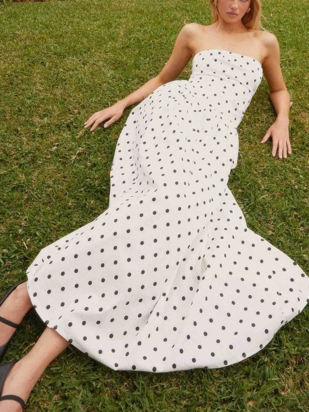 Stop-Staring Strapless Printed Sculpting Flow Maxi Dress