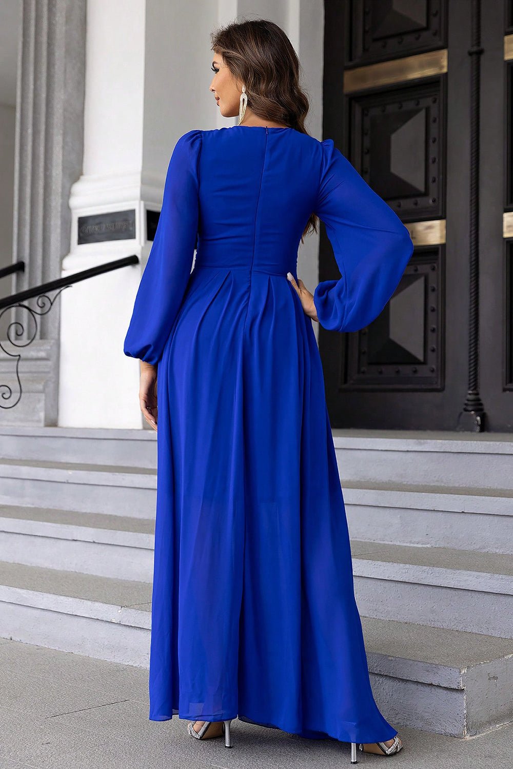 Stop-Staring Twist Front Cutout Sculpting Long Sleeve Maxi Dress