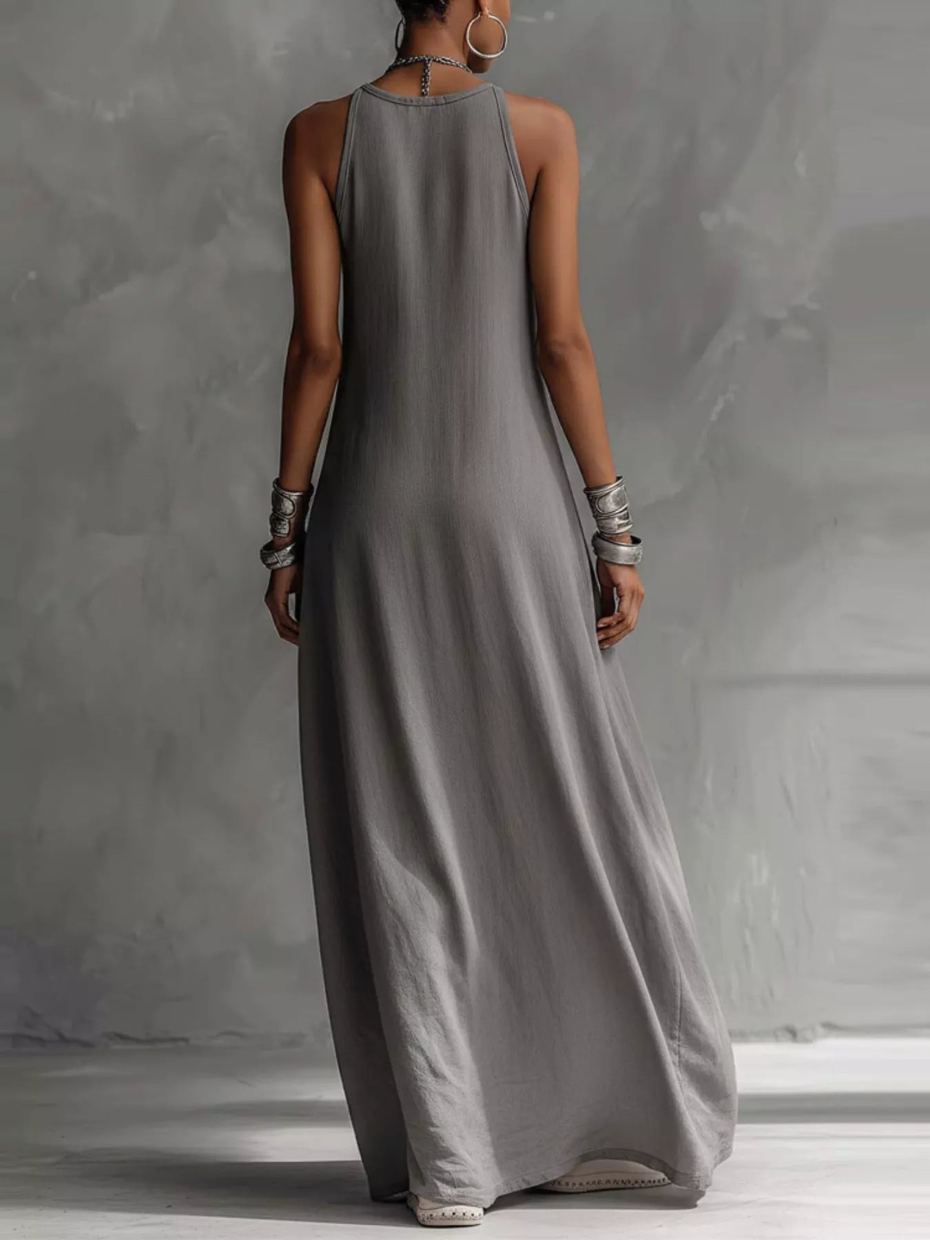 Two-Tone Pocket Maxi Dress Secondary image